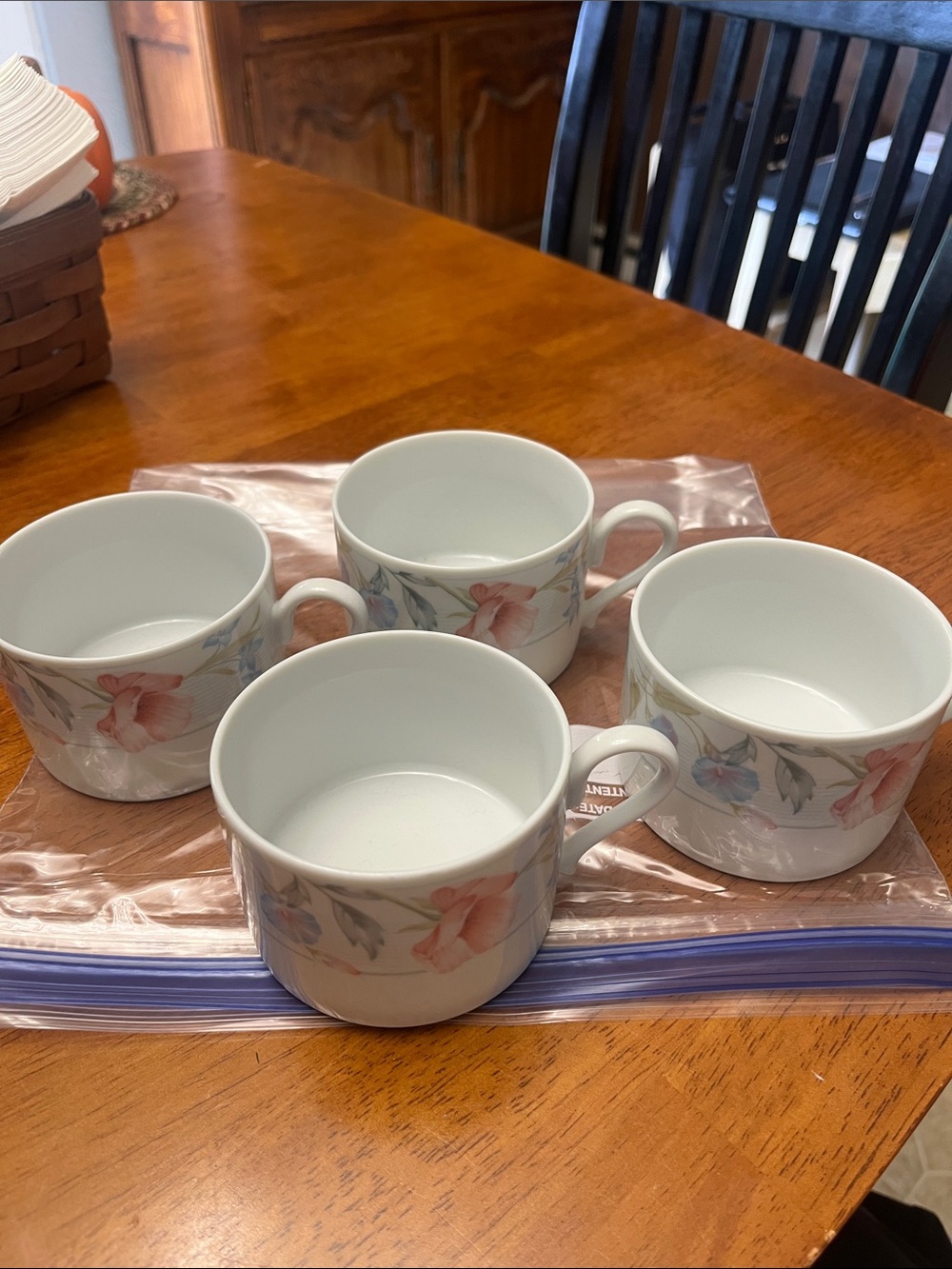 American Limoges 4 cups